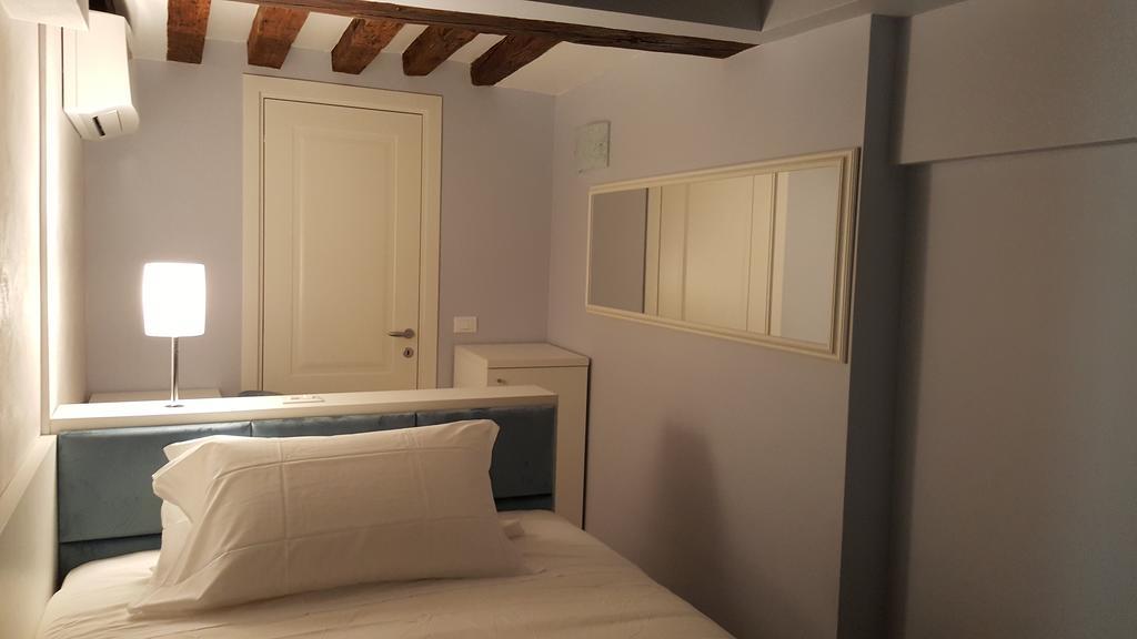 Maison D'elite Pensión Venecia